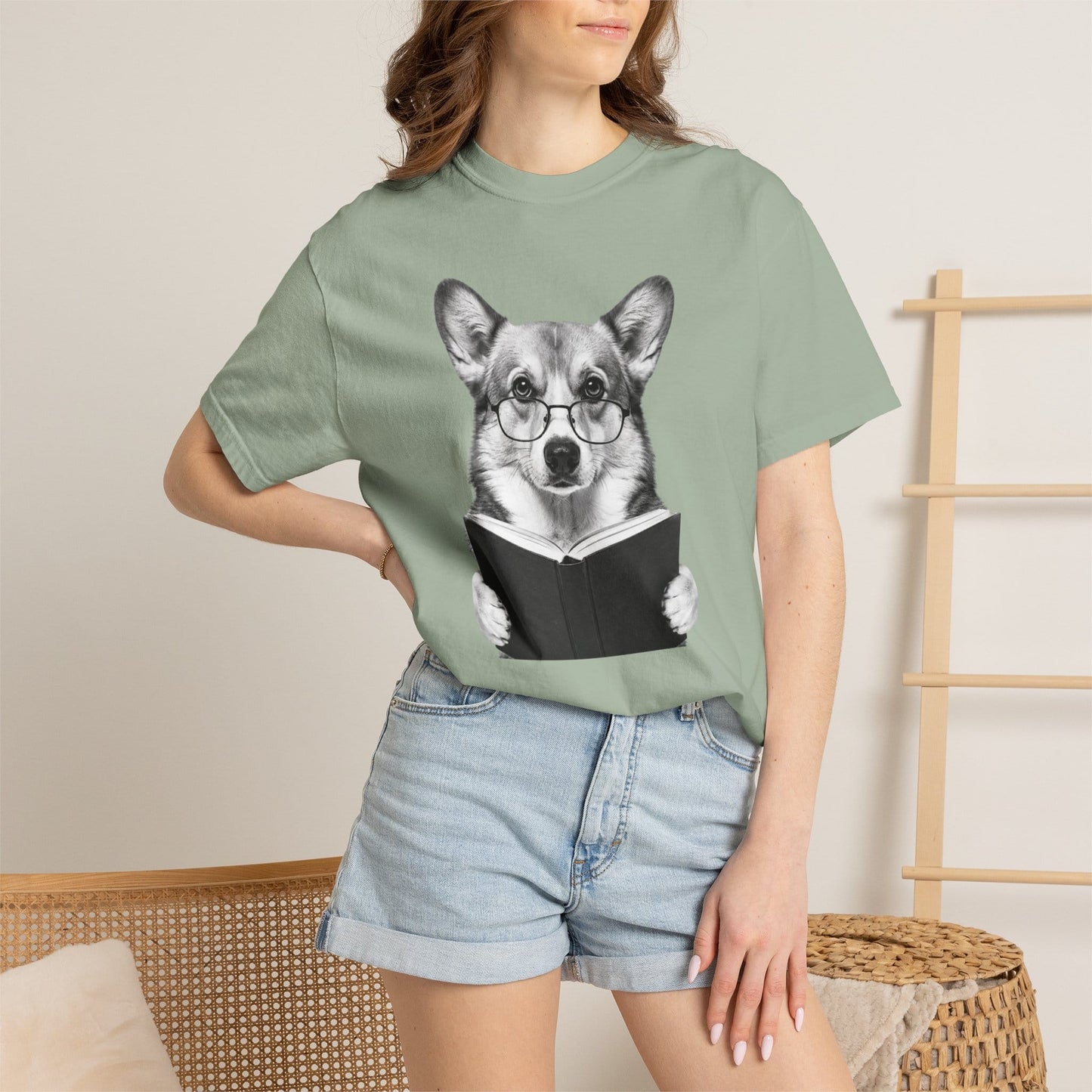 Corgi Reading T-Shirt