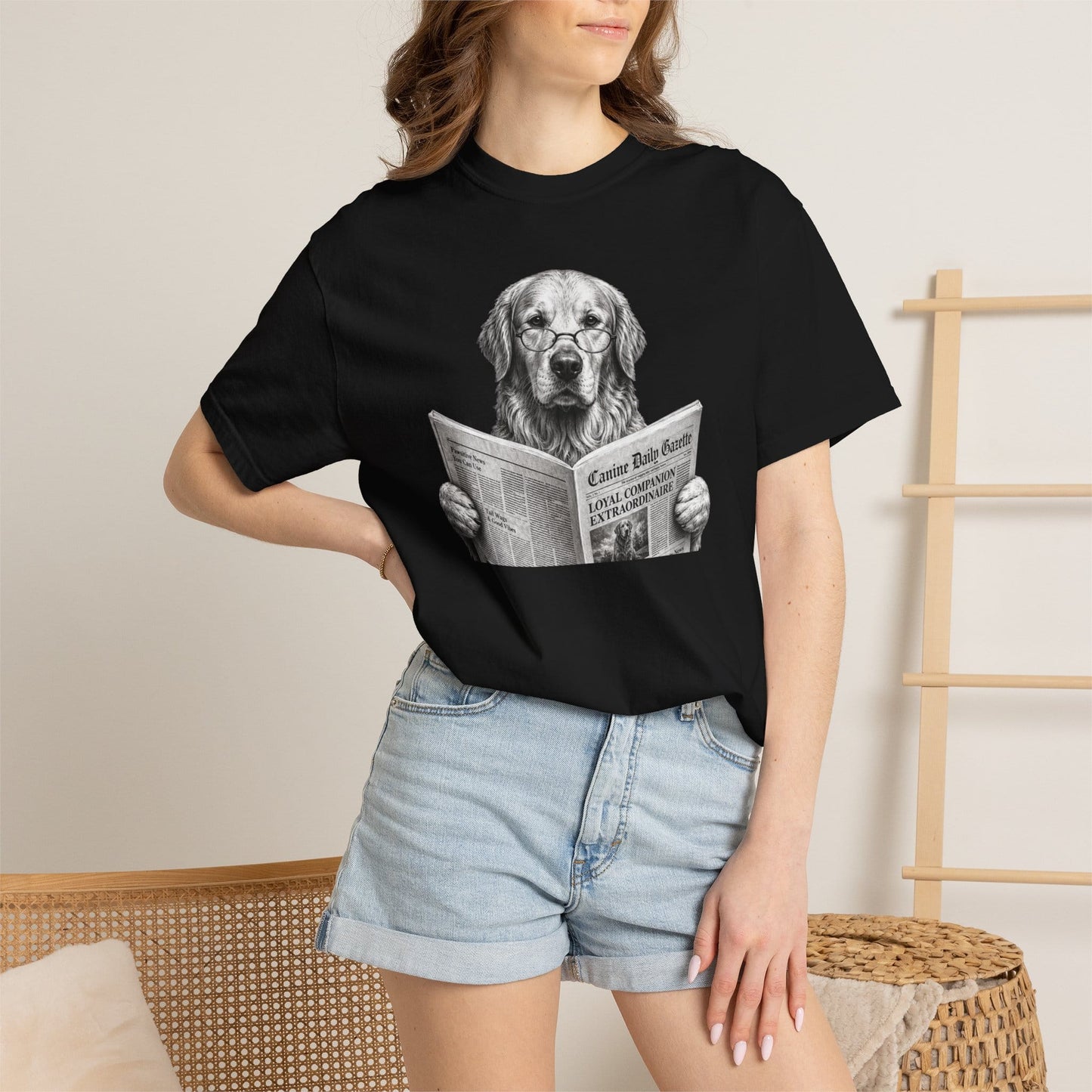 Golden Retriever Reading T-Shirt