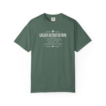 Golden Retriever Mom T-Shirt