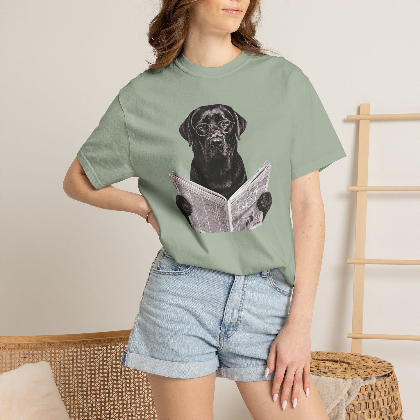 Labrador Retriever Reading T-Shirt
