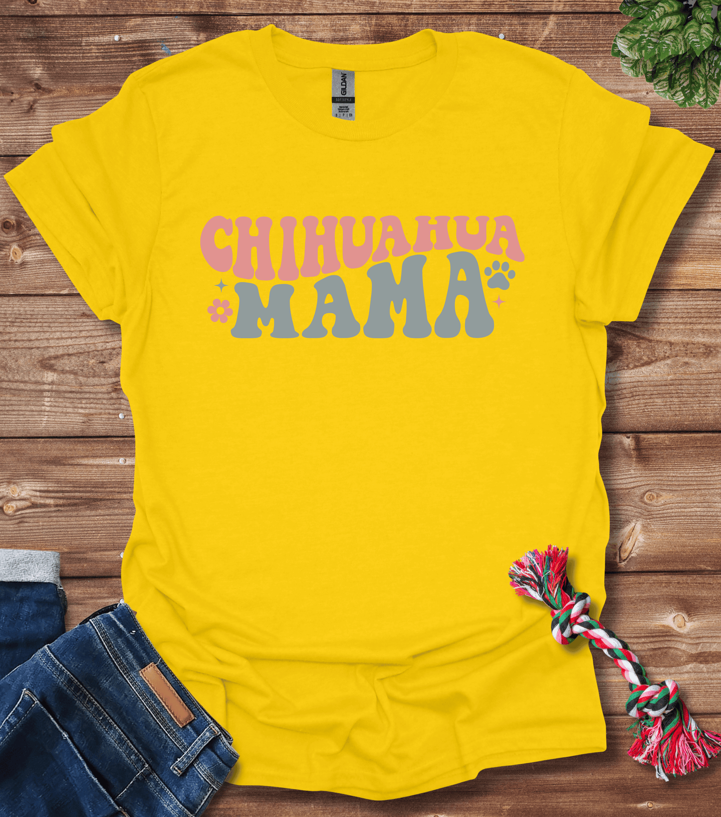 Chihuahua Mama T-Shirt
