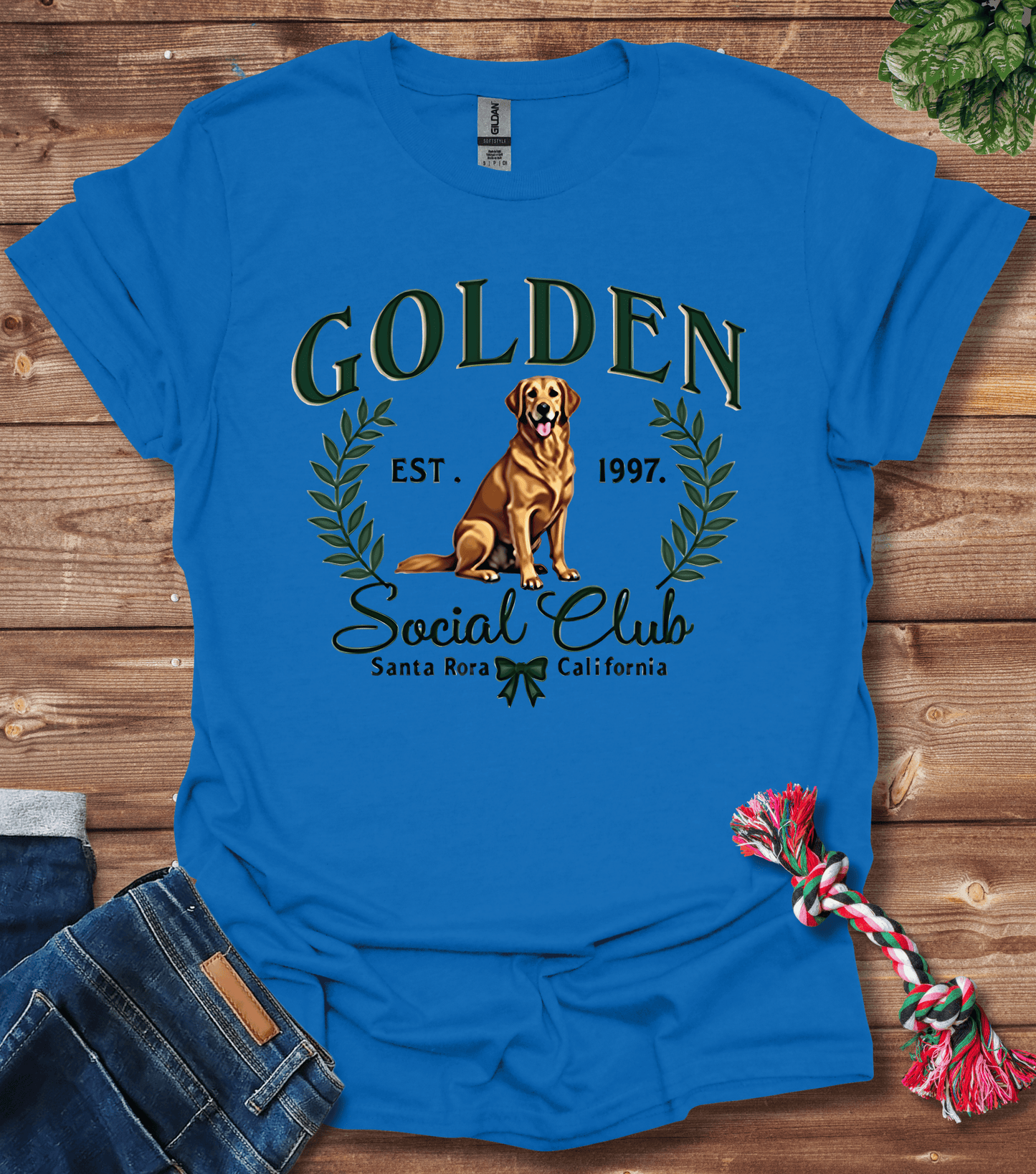 Golden Social Club - Golden Retriever T-Shirt